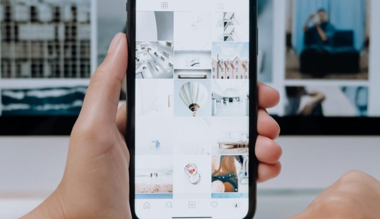 How to Design Graphics for Mobile-First Experiences